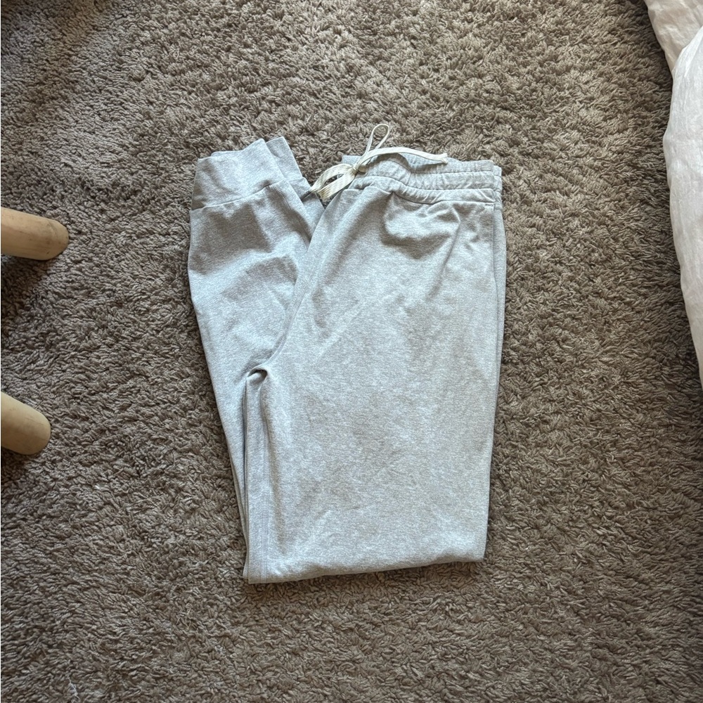 Vuori Heather Gray Lounge Pants - Picture 5 of 7